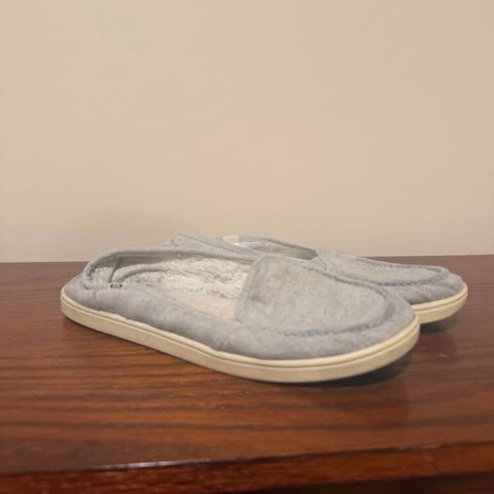 Roxy Women's Size 7.5 Slip-On Faux Fur Lined Shoes